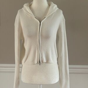 Elegant White Women's Zip-Up Hoodie